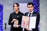 Bild des Tages: Kiana und Ali Rahman mit Friedensnobelpreis