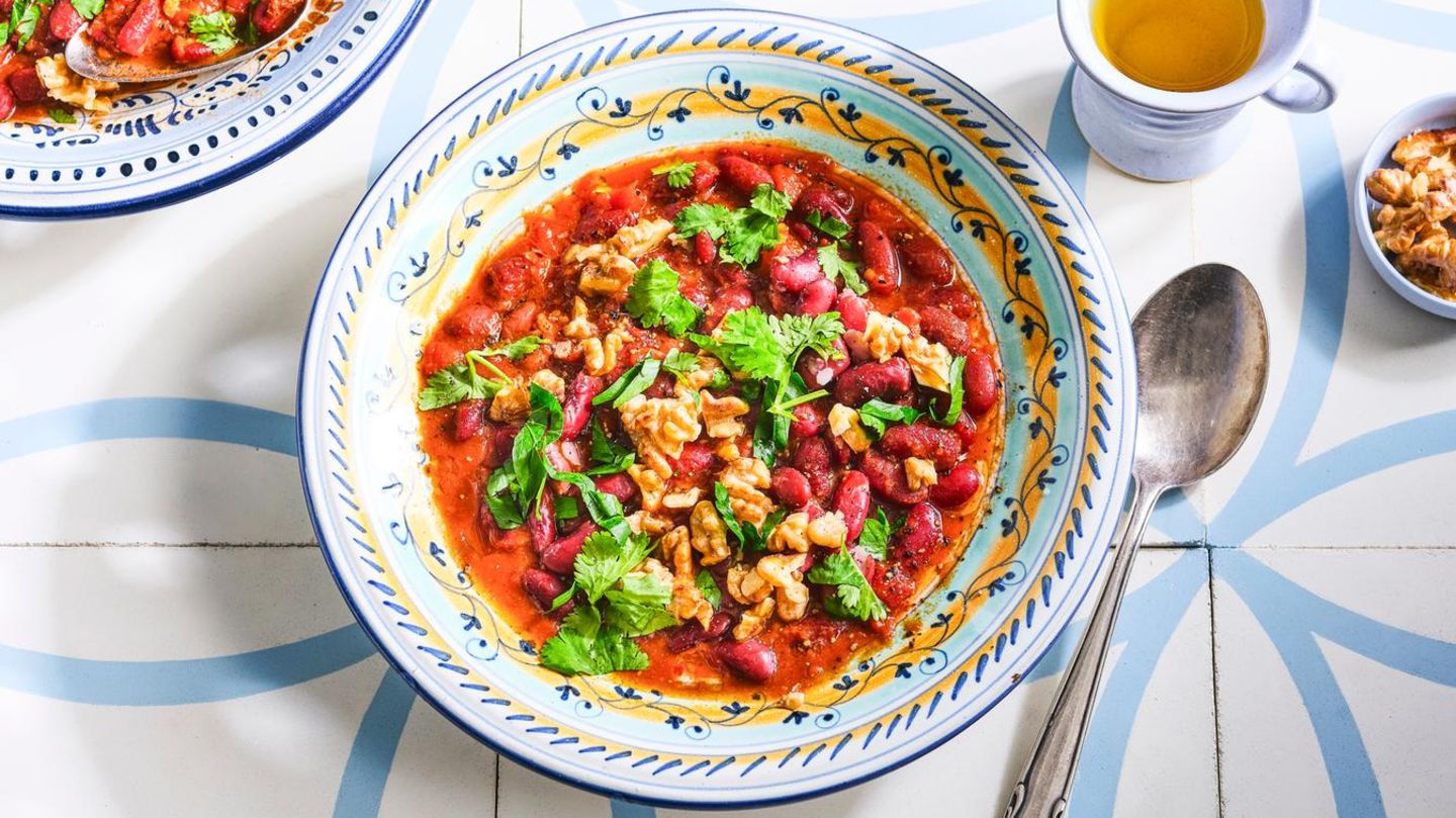 Internationale-Eint-pfe-K-stliche-Eintopf-Rezepte-aus-aller-Welt