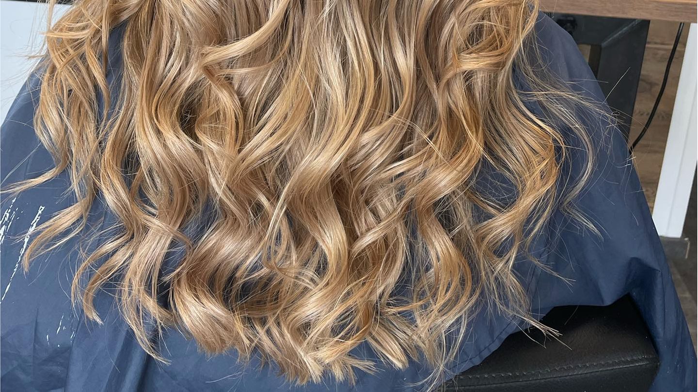 Ohne-Reue-nach-dem-Salon-Friseurmeisterin-verr-t-wie-ihr-eure-Wunschfrisur-erhaltet