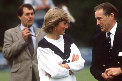 Prinzessin Diana übergroßer Pullover