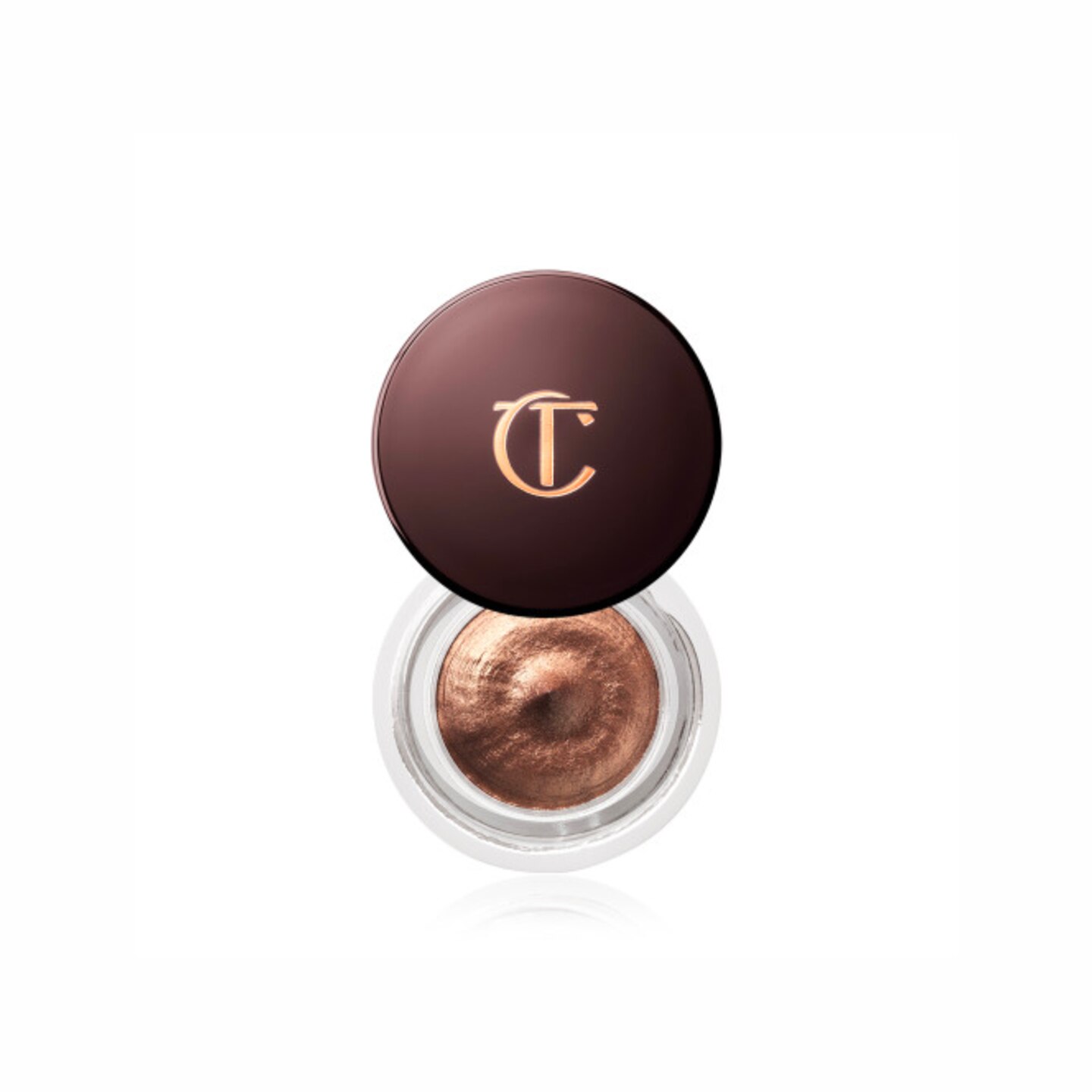 Einen Creme-Lidschatten wie den Eyes To Mesmerise von Charlotte Tilbury in der Farbe Chocolate Bronze können wir auch neben dem Espresso-Trinken auftragen, so einfach geht das. Ein Wisch und schon ist euer langanhaltendes Augen-Make-up perfekt. Um 32 Euro. 