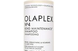 Wirkt von innen: "No. 4 Bond Maintenance Shampoo“ von Olaplex für 30 Euro.