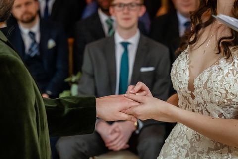 Wer heiratet, genießt in Deutschland Steuervorteile
