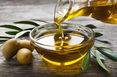 Jeden Tag Olivenöl: 4 Dinge, die mit deinem Körper passieren