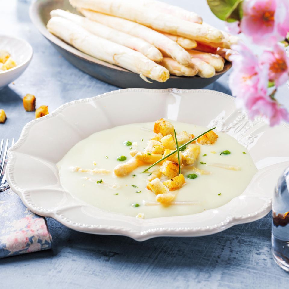 Spargelcremesuppe | BRIGITTE.de