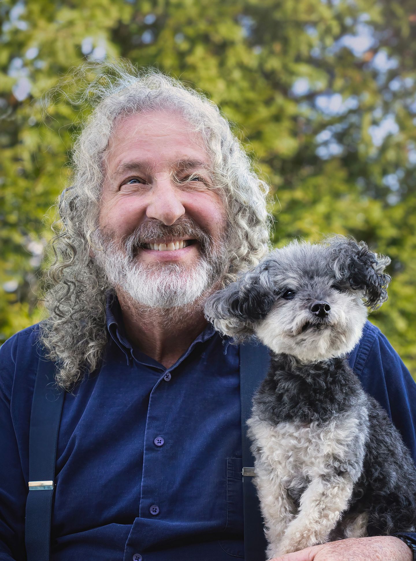 Comedy Pet Photo Award 2024: Mann mit Hund