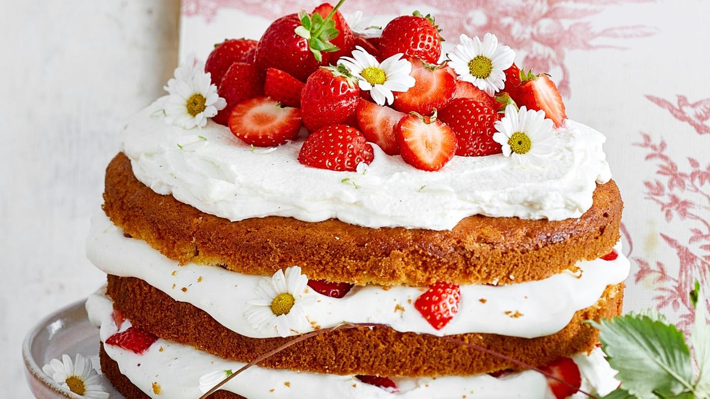 Erdbeer-Mandel-Torte | BRIGITTE.de