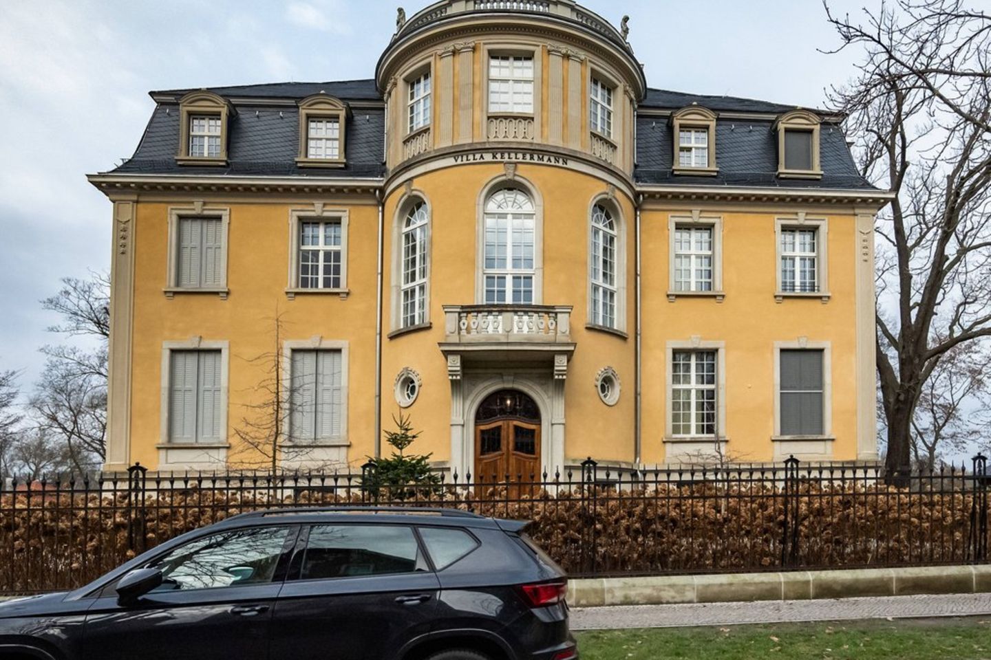 Günther Jauch kaufte die Villa am Heiligen See in der brandenburgischen Landeshauptstadt 2016.