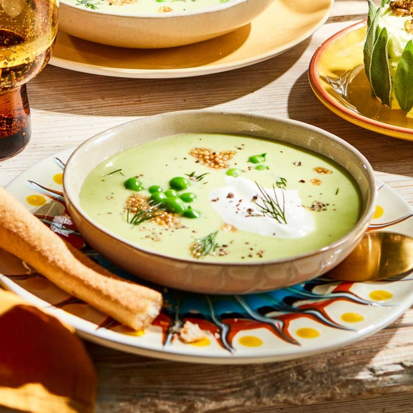Kalte Erbsen-Joghurt-Suppe