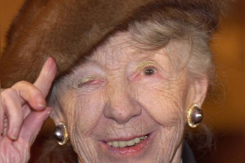 Inge Meysel starb am 10. Juli 2004. Sie wurde 94 Jahre alt.