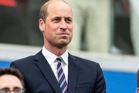 Prinz William, hier bei der Vorrundenpartie Dänemark gegen England, wird auch das Finale der Fußball-Europameisterschaft in Be