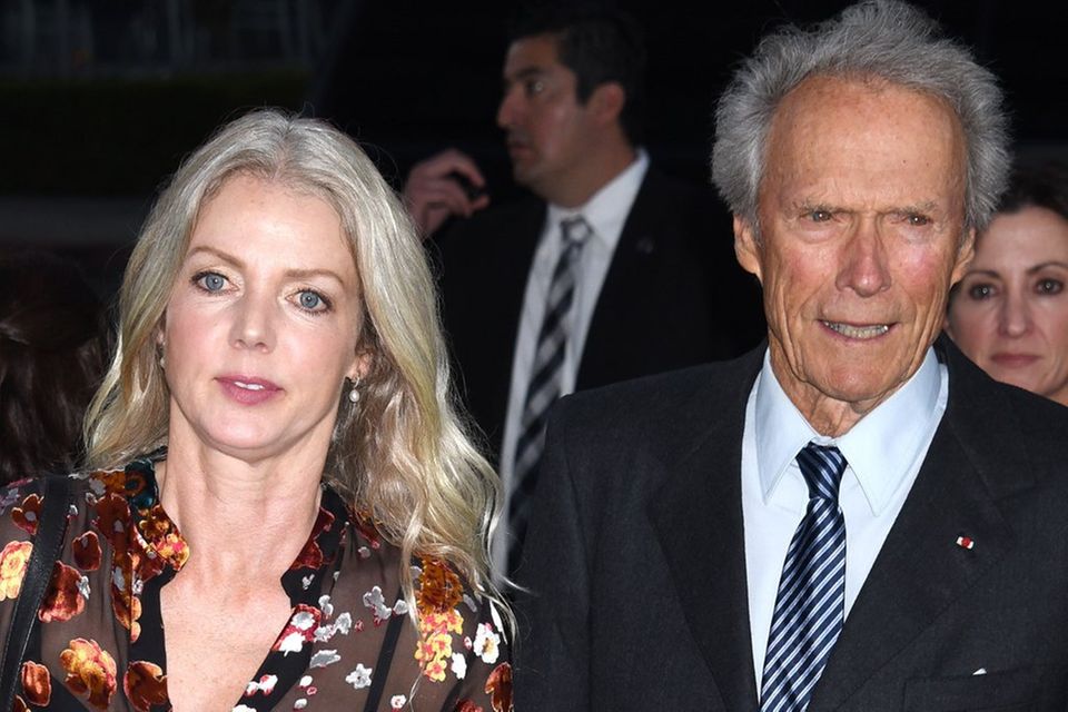 Auftritte wie diese gab es nur selten: Clint Eastwood mit seiner Lebensgefährtin Christina Sandera im Jahr 2016.