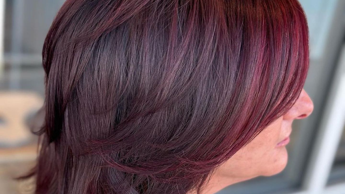 Cherry-Cola + Co.: Luxus-Finish! Diese Haarfarben-Trends sehen richtig teuer aus