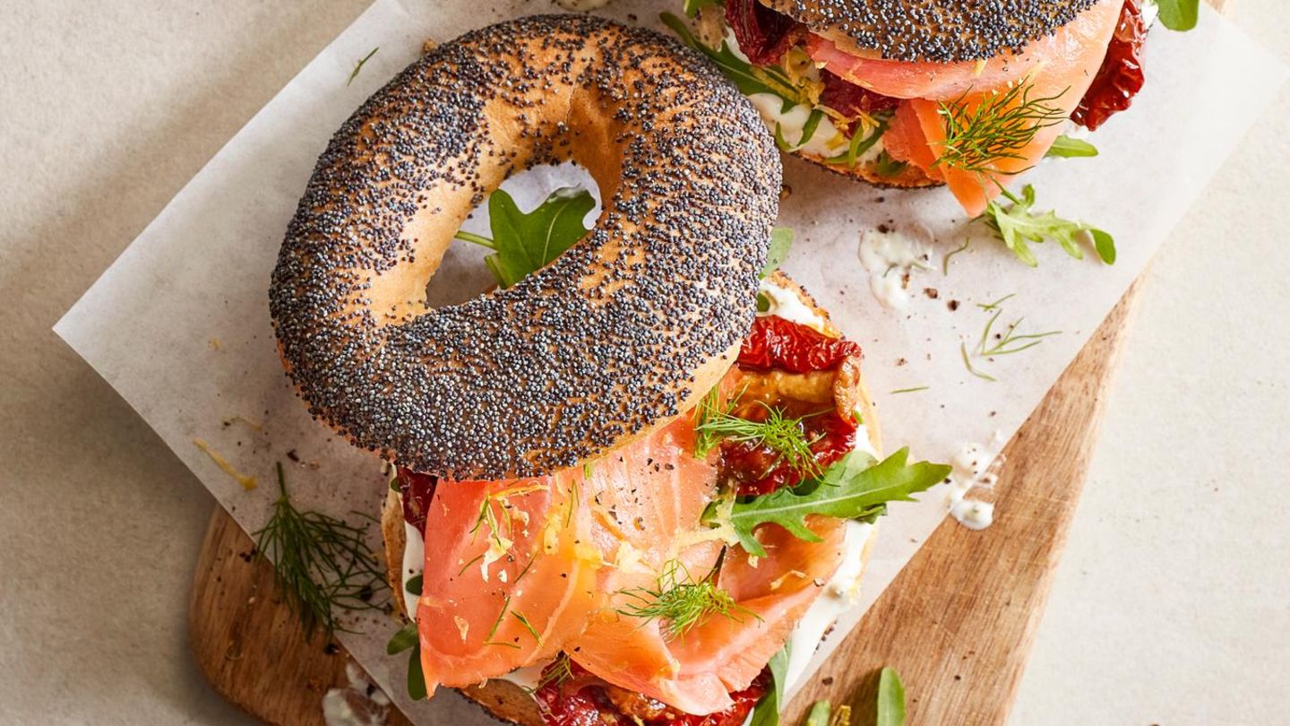 Lachs-Bagel mit Meerrettich-Creme | BRIGITTE.de