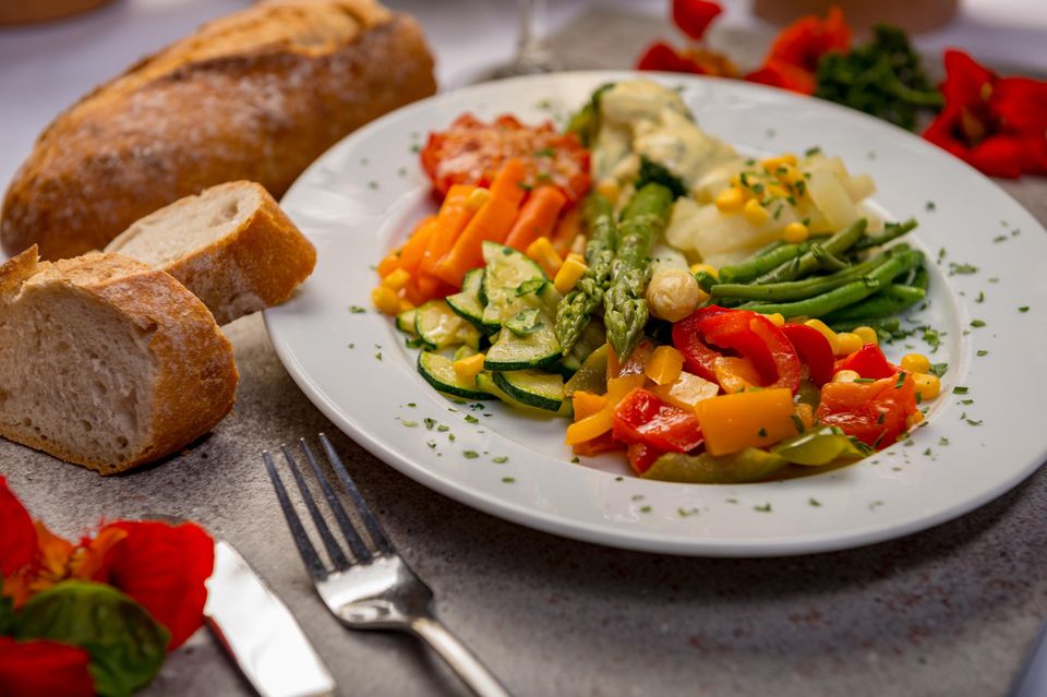 Noom: Wir testen die trendige Abnehm-App | BRIGITTE.de Noom: Wir testen die trendige Abnehm-App | BRIGITTE.de