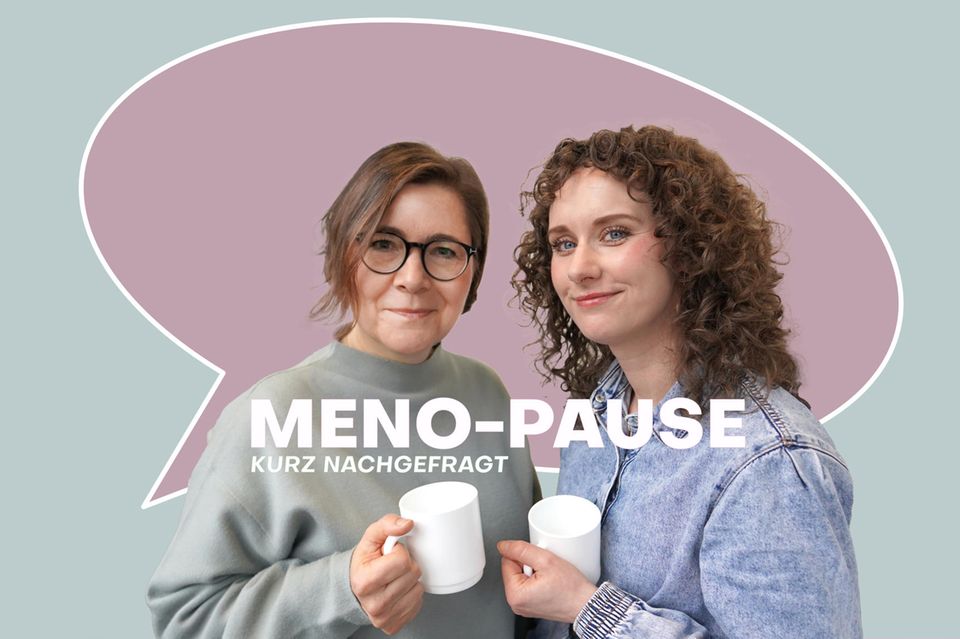 Andrea Berning und Julia Ballerstädt mit Kaffeebechern in der Hand
