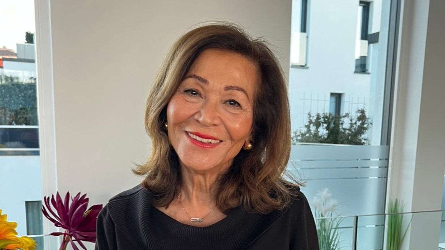 81-j-hrige-Dermatologen-Mutter-Das-Geheimnis-hinter-ihrem-strahlenden-Aussehen