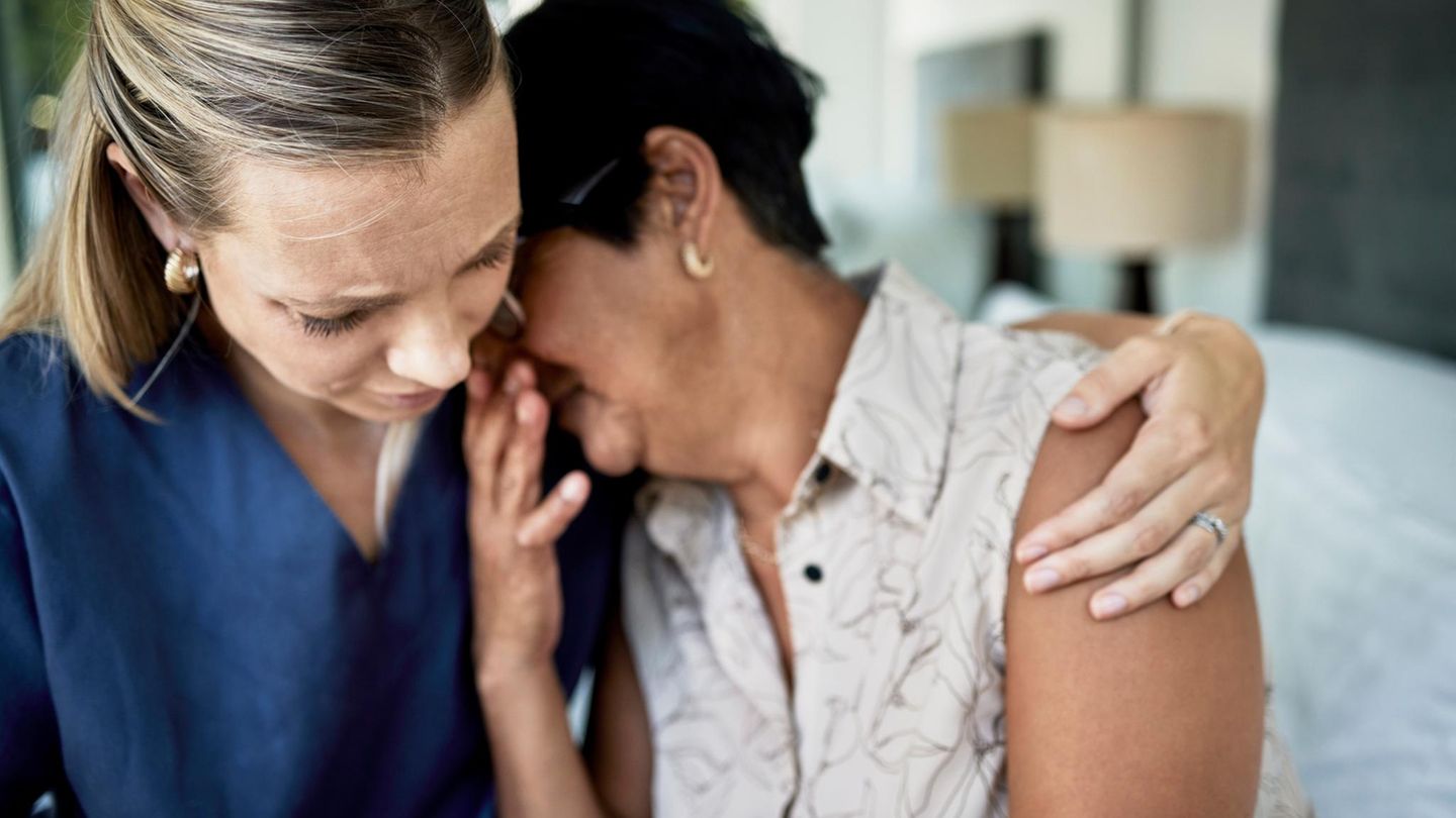 Unsichtbare Arbeit: Weiblich – und nicht belastbar? Wie Emotional Load Frauen ausbeutet