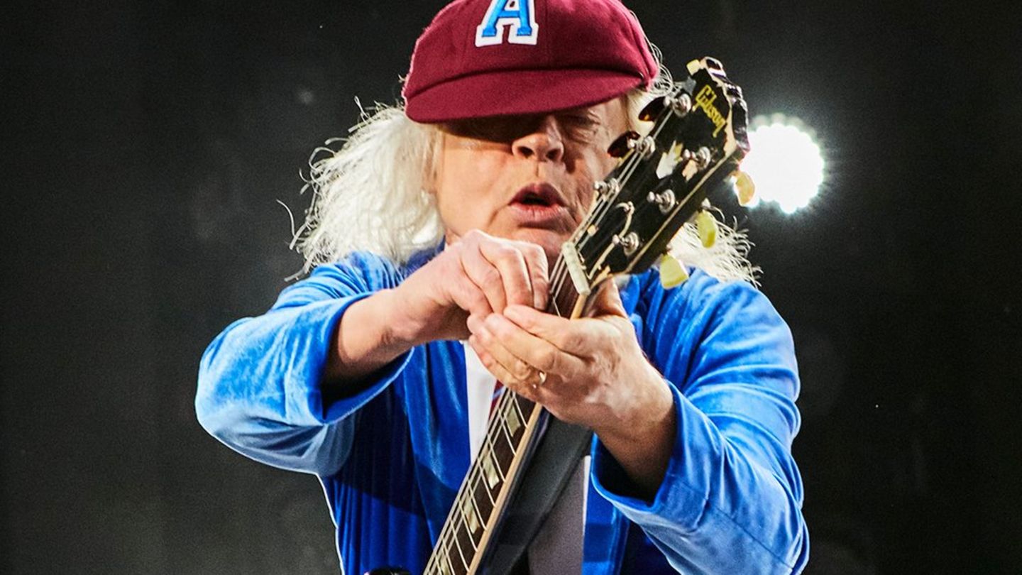 50. Geburtstag von "High Voltage": AC/DC werden mit Briefmarken geehrt