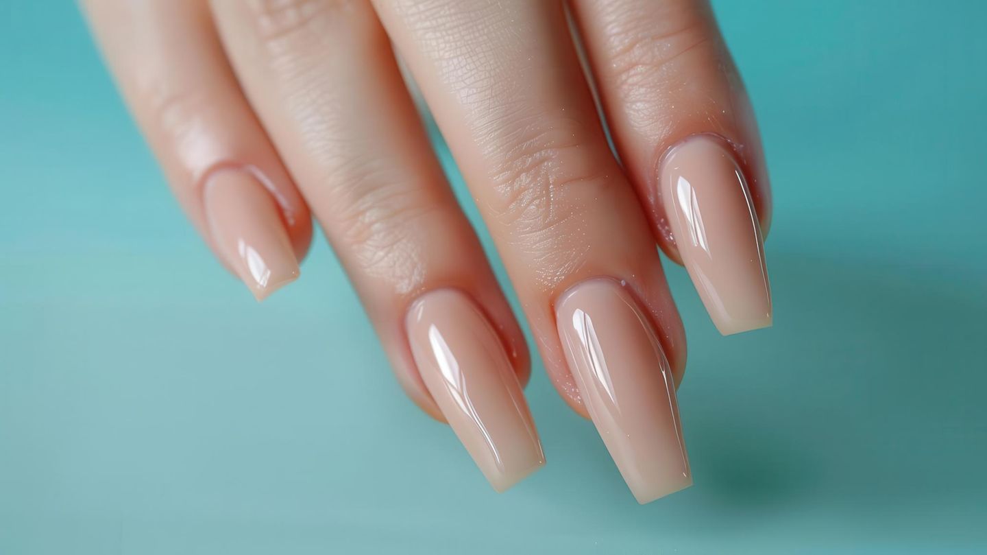 Ballerina-Nails-So-gelingen-Ballerina-N-gel