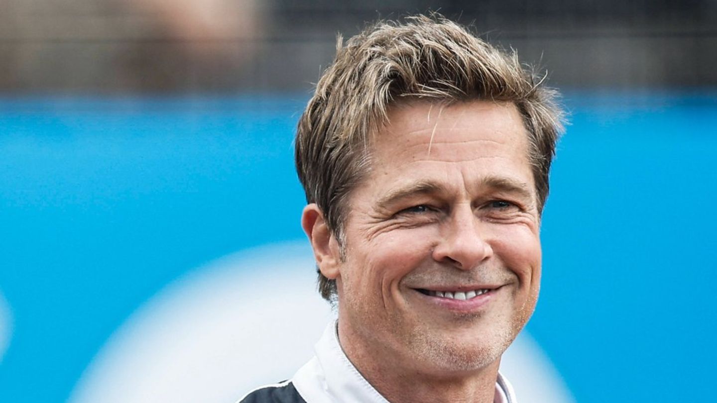 Brad Pitt: "F1"-Trailer zeigt Hollywoodstar und "begnadeten Fahrer"