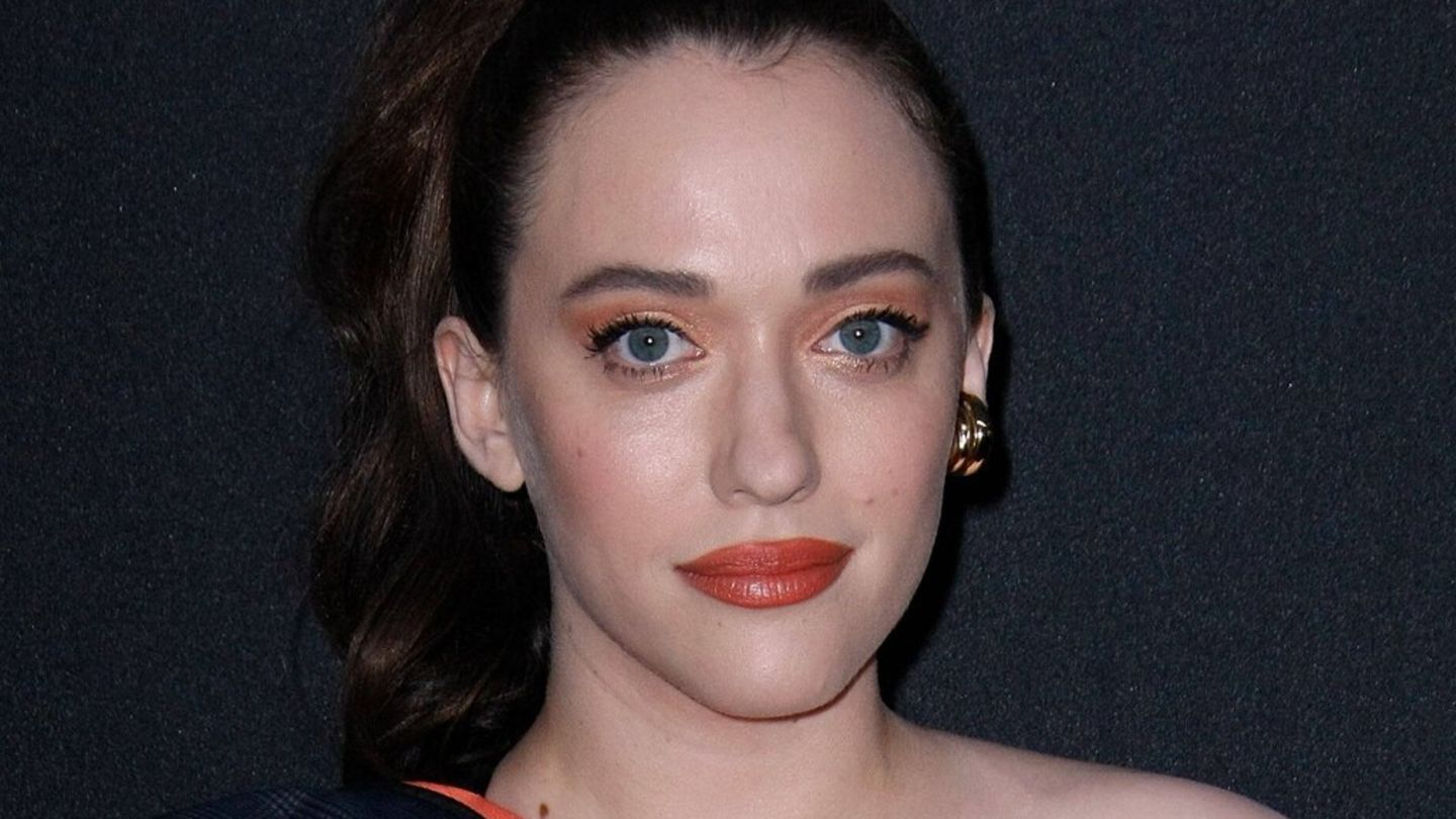 "2 Broke Girls"-Star Kat Dennings: So kam die Schauspielerin zu ihrem Künstlernamen