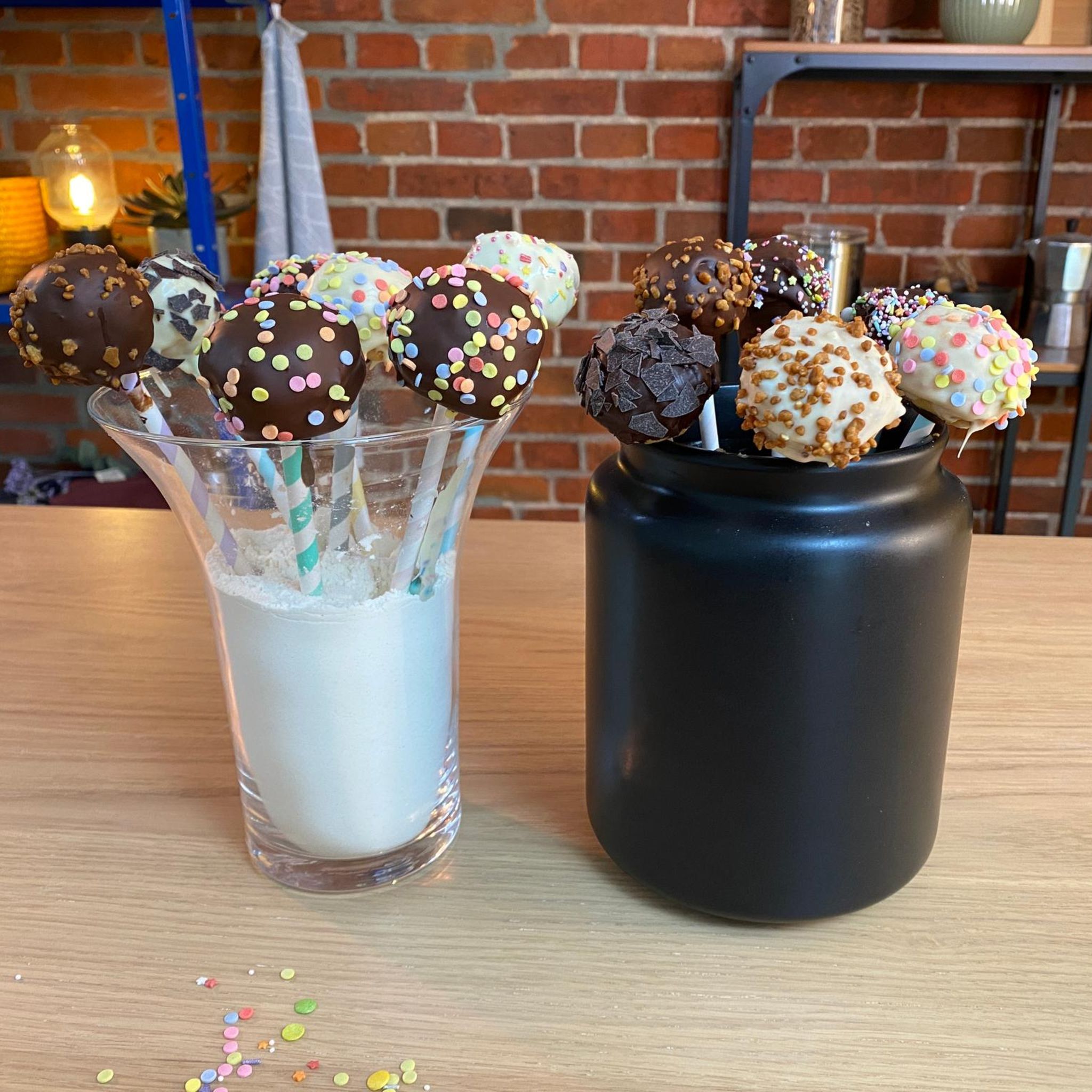 Kuchenbuffet: Süße Kleinigkeiten für den Sweet Table | BRIGITTE.de