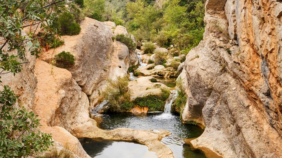 In den natürlichen Becken des Flusses Verdouble bei Cucugnan kann man sich in den Sommermonaten wunderbar runterkühlen