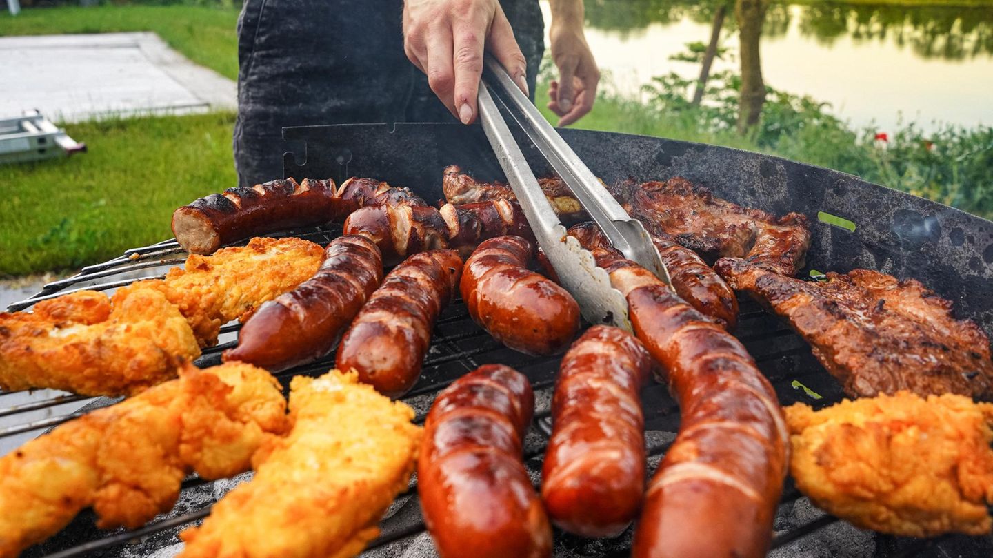 Rezept-Tipp: Diese Geheimzutat macht Bratwürste noch saftiger und leckerer