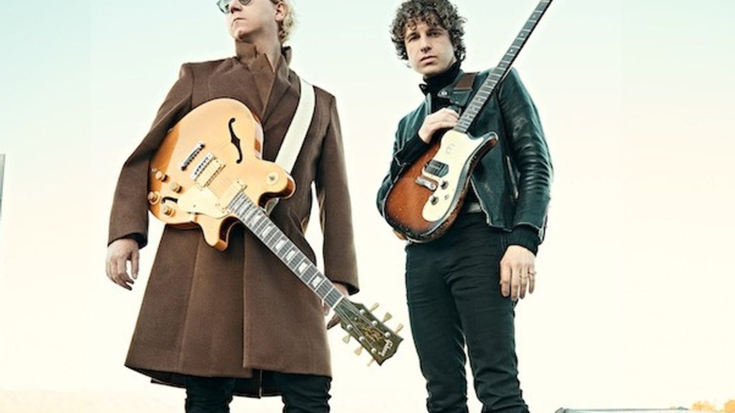 The-Kooks-S-nger-Luke-Pritchard-Das-h-lt-der-S-nger-von-The-Kooks-von-der-Oasis-Reunion