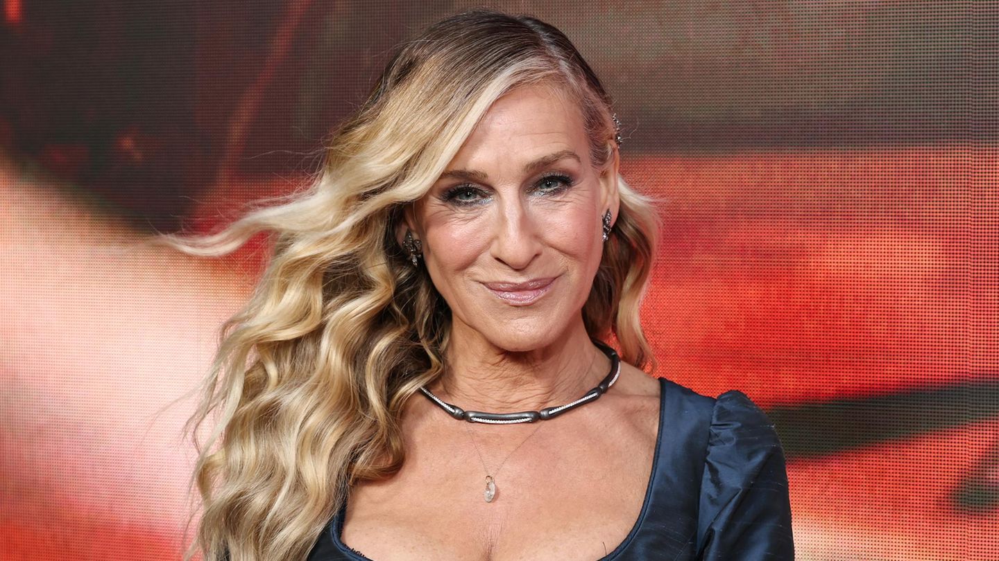 Beach-Waves-ber-Nacht-7-Wege-f-r-Traumlocken-im-Schlaf-so-geht-s