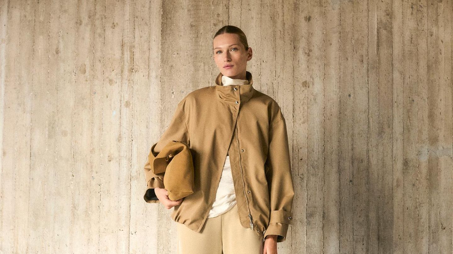 Sommermode-2025-Warum-der-Blouson-in-unserer-Garderobe-nicht-fehlen-darf