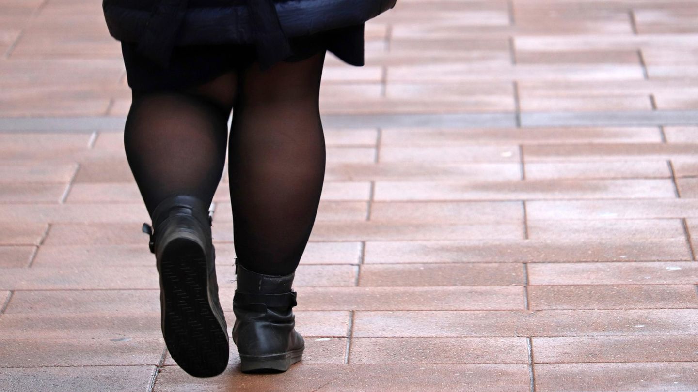 Lip-dem-Die-verharmloste-Krankheit-So-sehen-halt-ihre-Beine-aus-gew-hnen-Sie-sich-dran-