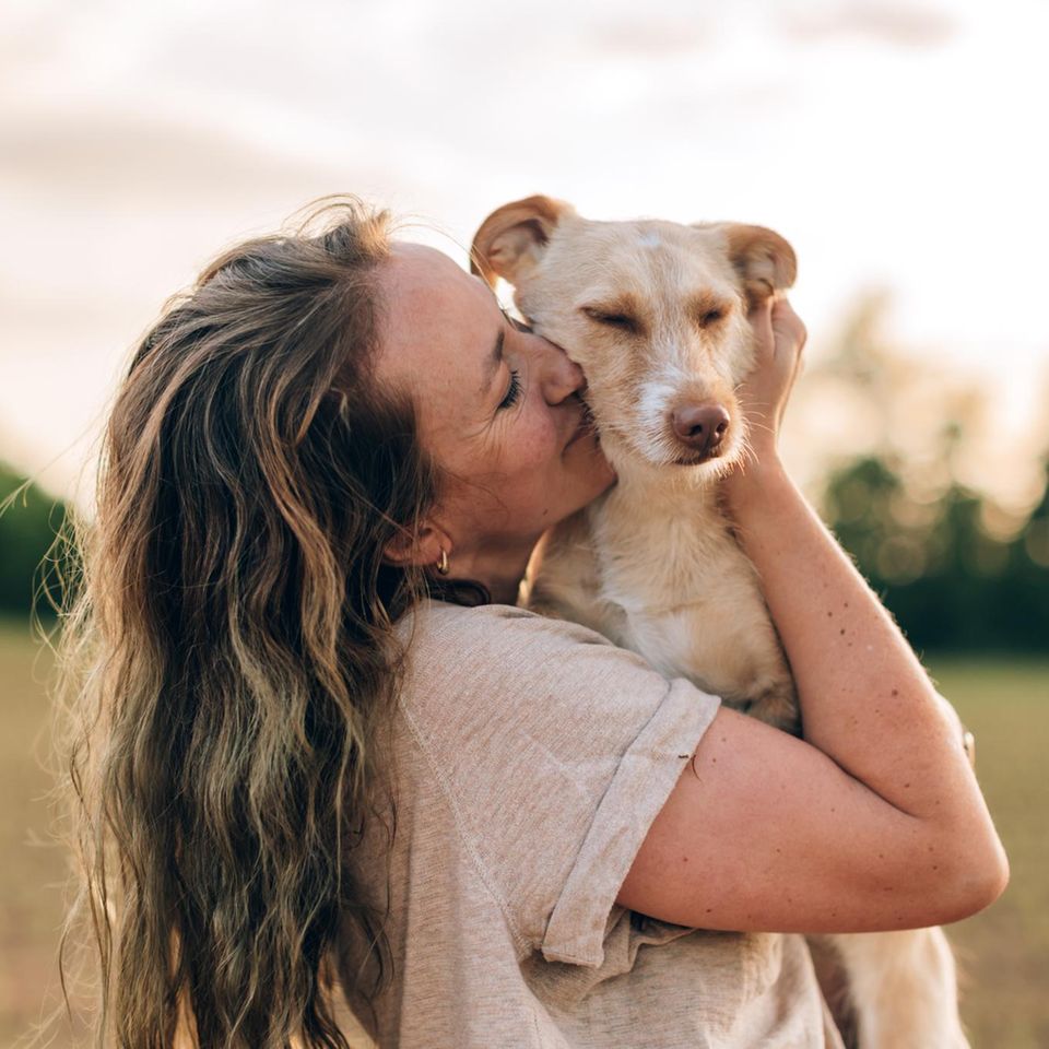 Felantrophie: Frau mit Hund