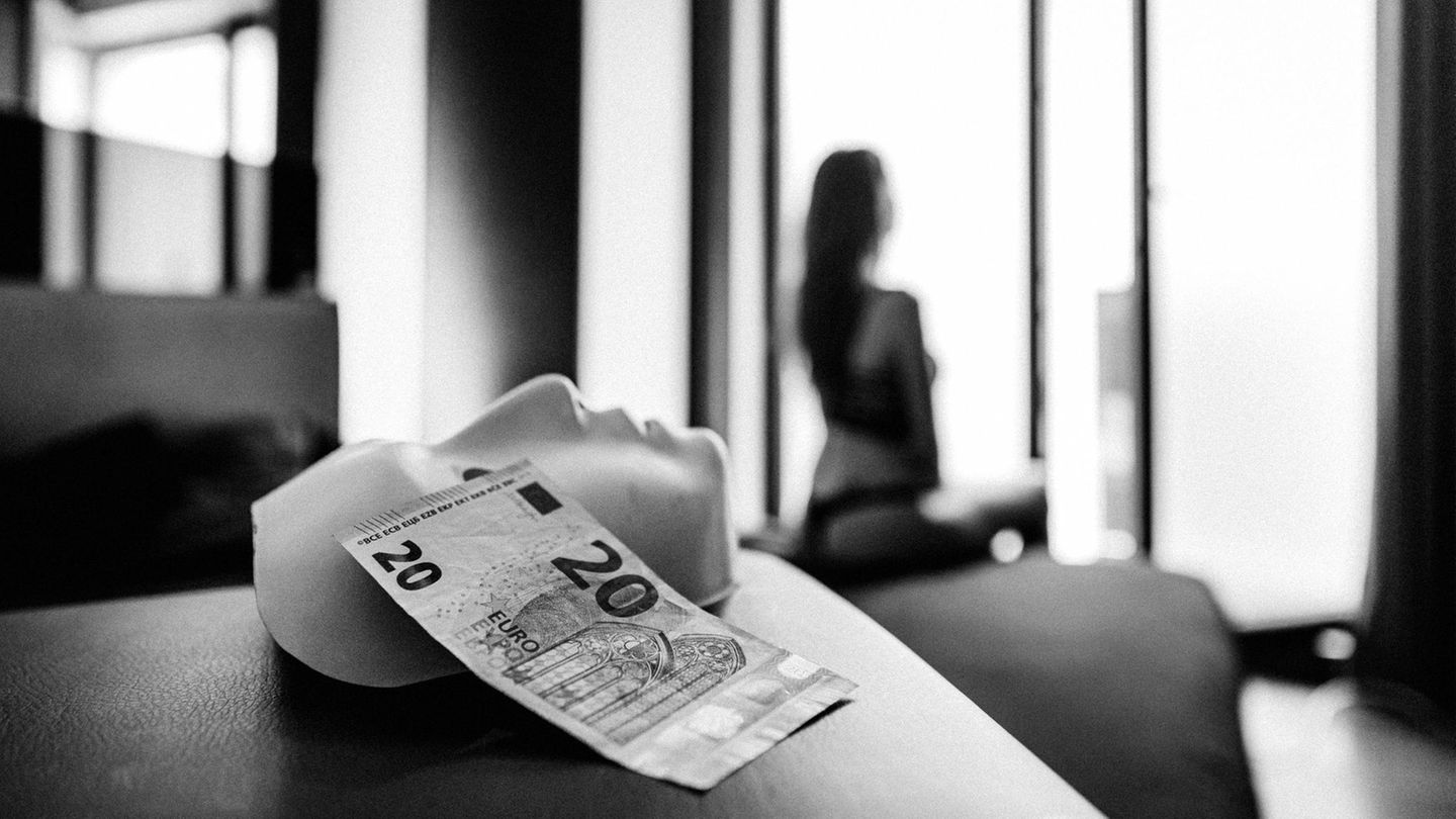 -Es-ist-jedes-Mal-eine-berwindung-Diese-Bilder-geben-Einblick-in-die-versteckte-Welt-der-Prostitution