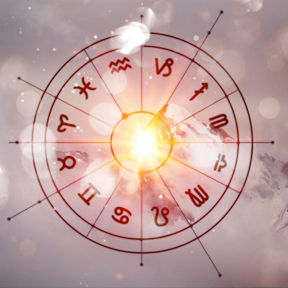 Wochen-Horoskop ab 28.7.: eine schöne Astro-Grafik