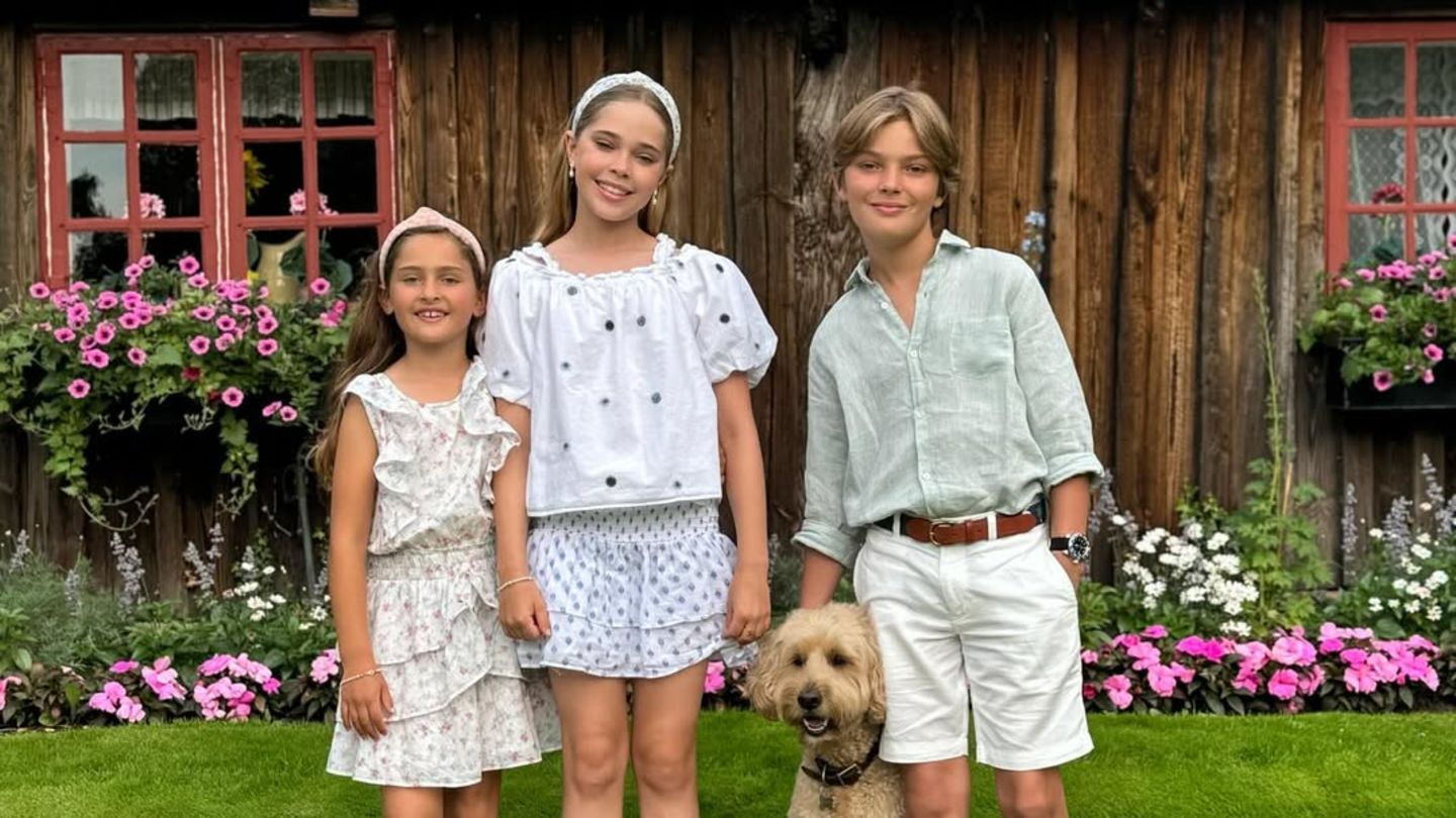 Prinzessin-Ingrid-Alexandra-Co-Hier-werden-ihre-Kinder-zu-Kampagnengesichtern-des-schwedischen-Sommers