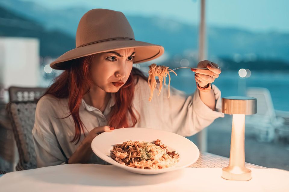Auf Reisen tabu: Diese 5 Lebensmittel solltest du besser nicht essen