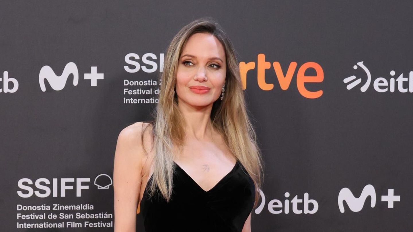 Red-Carpet-Looks-2025-Ihr-Fashion-Geheimnis-besteht-aus-nur-zwei-Style-Zutaten