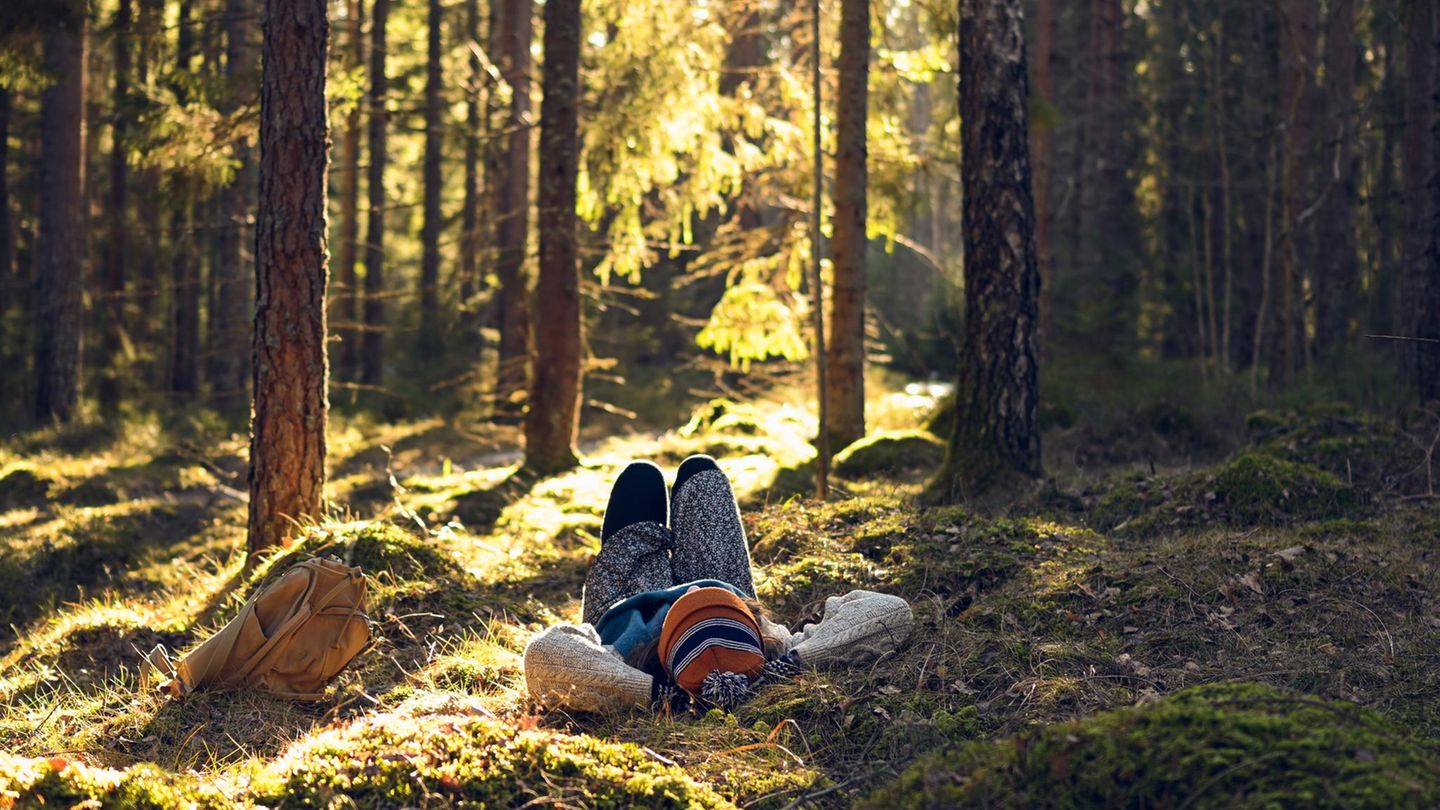 Selfcare-Trend-2025-Darum-solltest-du-jetzt-fter-einen-unsichtbaren-Tag-einlegen