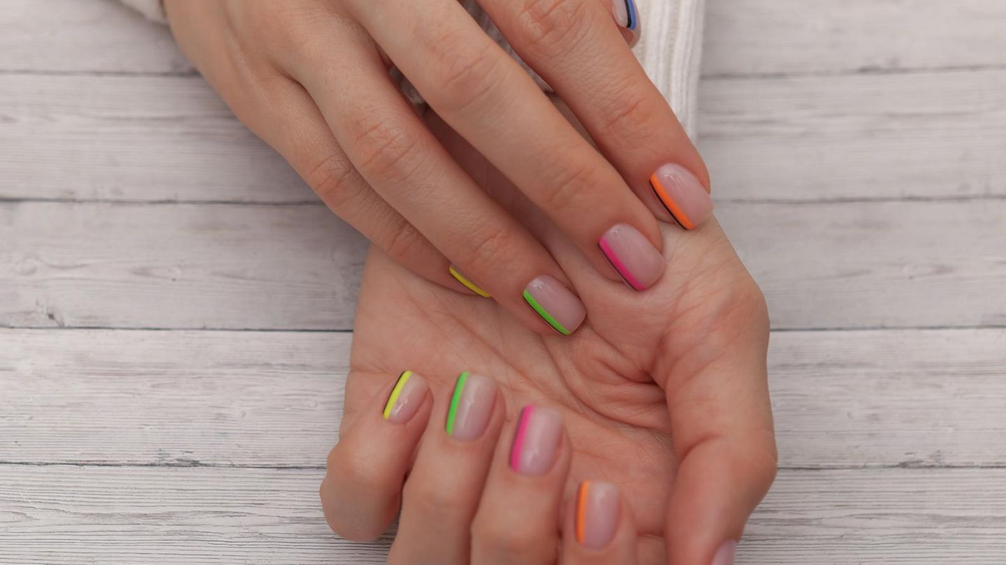 Von-wegen-verschlafen-Im-Herbst-tragen-alle-Pyjama-Nails-und-so-kannst-du-sie-nachmachen