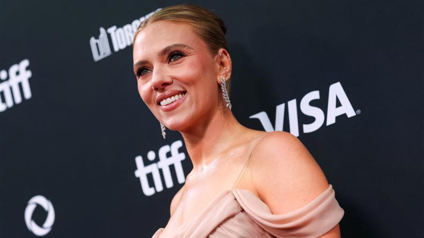 Piercing-am-Ohr-Gepiercte-Stelle-am-Ohr-soll-gegen-Depressionen-helfen-was-ein-Profi-dazu-sagt