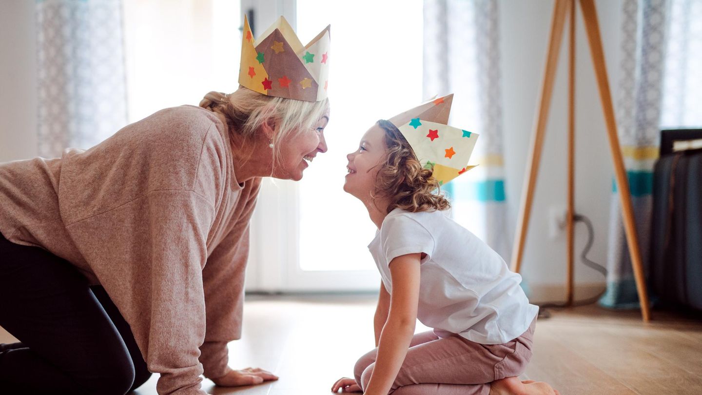 Psychologie-3-Anzeichen-dass-du-als-Spa-Oma-dein-erwachsenes-Kind-berforderst