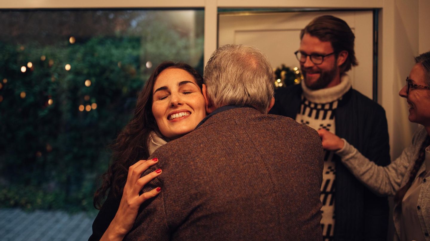 -Daughtering-Ph-nomen-Warum-T-chter-es-an-den-Festtagen-besonders-schwer-haben