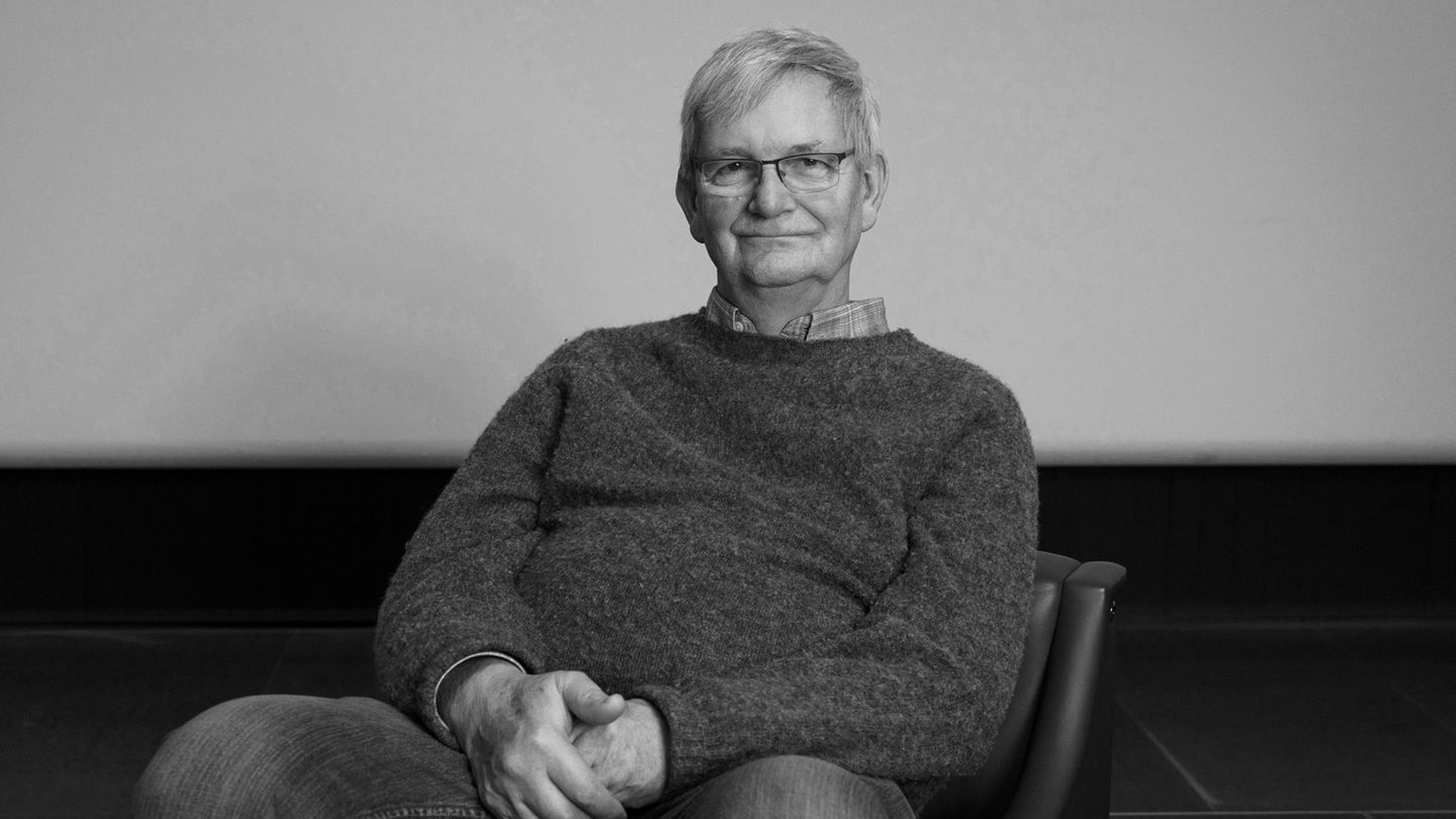 Verstorbene-Promis-2025-Der-Meister-der-Stra-enfotografie-ist-im-Alter-von-73-Jahren-verstorben