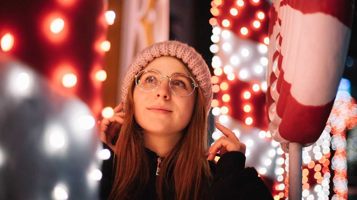 Weg-mit-dem-Weihnachtstress-Wie-die-70-20-10-Methode-dir-zu-unbeschwerten-Feiertagen-verhelfen-kann