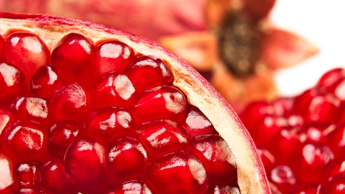 Langlebigkeitsforschung-Granat-pfel-als-Jungbrunnen-f-rs-Immunsystem-