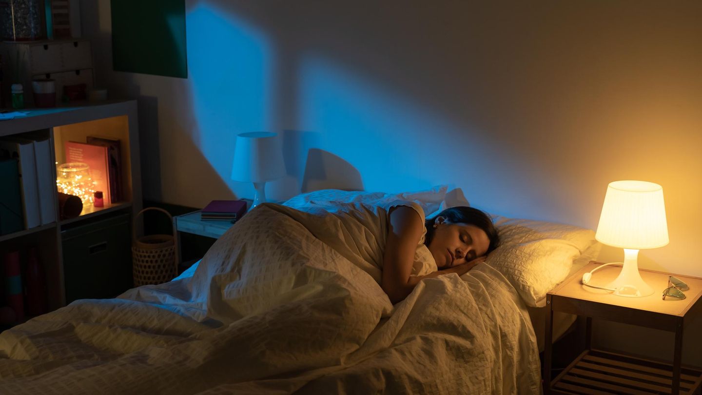 Gesundheit-Warum-du-nachts-nie-das-Schlafzimmer-Fenster-ffnen-solltest