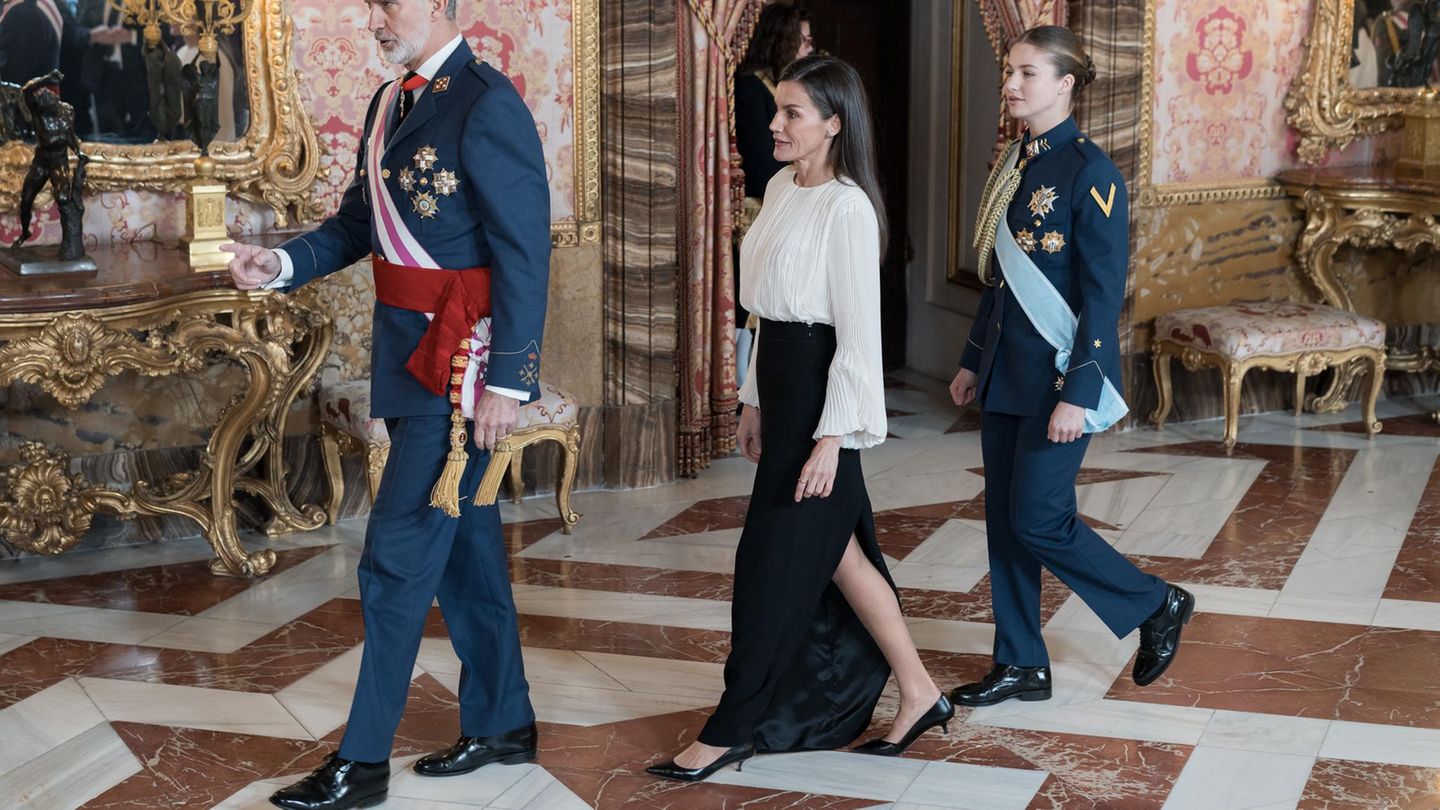 k-nigin-letizia-berraschend-gewagt-mit-diesem-detail-h-tten-viele-royal-fans-nicht-gerechnet