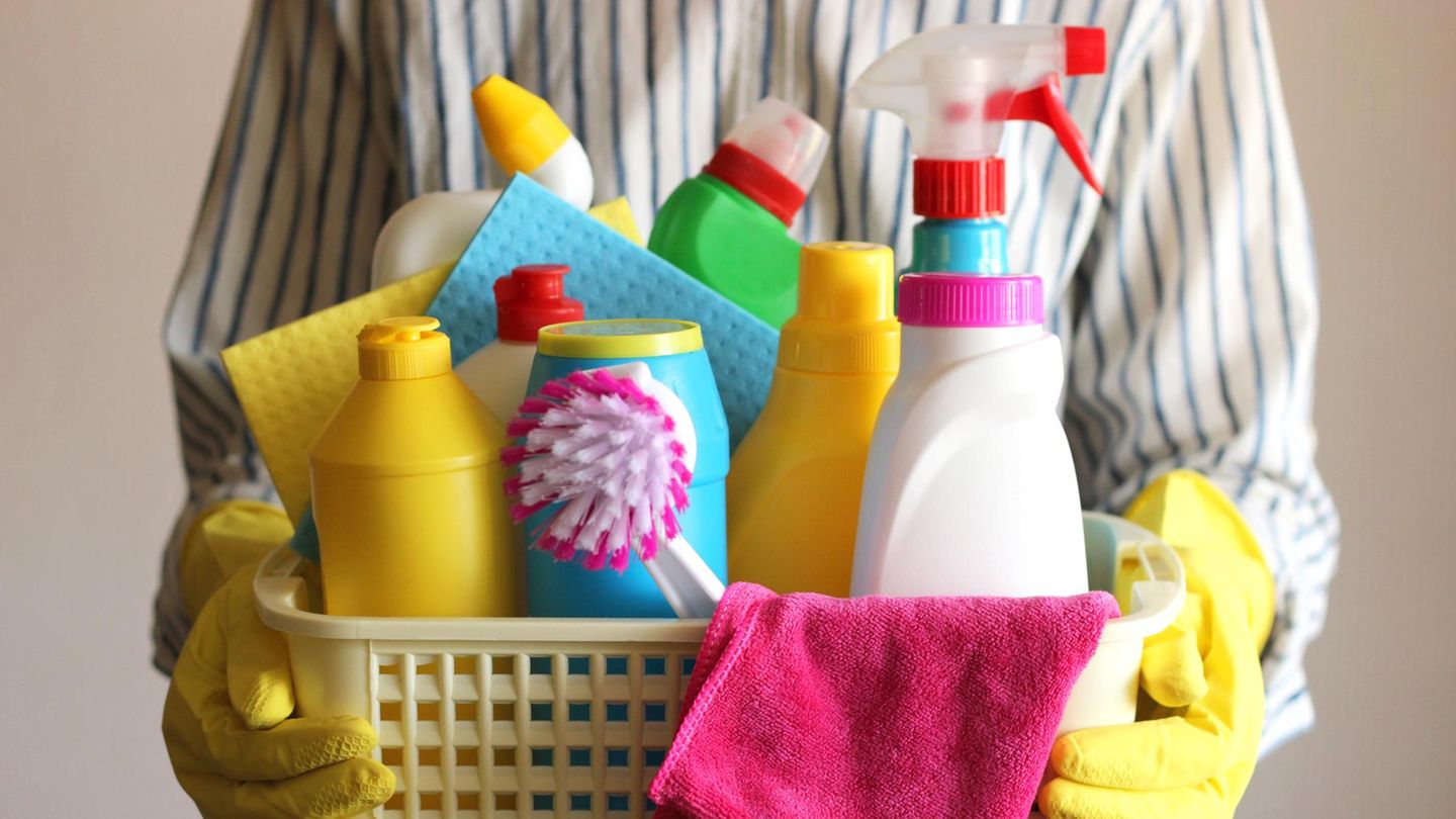 Nicht-in-der-Sp-lmaschine-3-Orte-wo-Klarsp-lmittel-zum-wahren-Wundermittel-wird